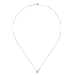 Gabriel & Co pearl pendant necklace overview
